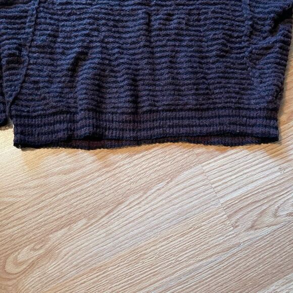 Free People Womens sweater S
Bumblebee striped 
Deep V off shoulder 
Brown and b - Picture 2 of 7